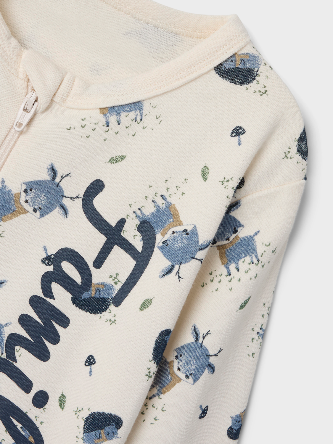 model_shot-front_full